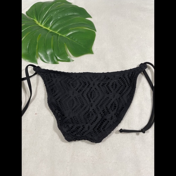 NEW Becca Side Tie Crochet Bikini Bottoms in Black [SZ XS ]‎ - Picture 7 of 8
